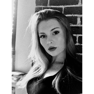 Meet your Posher, Maddie